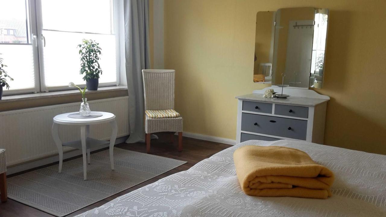 Schoene Ferienwohnung Im Alten Gasthaus In Stoltebuell Extérieur photo