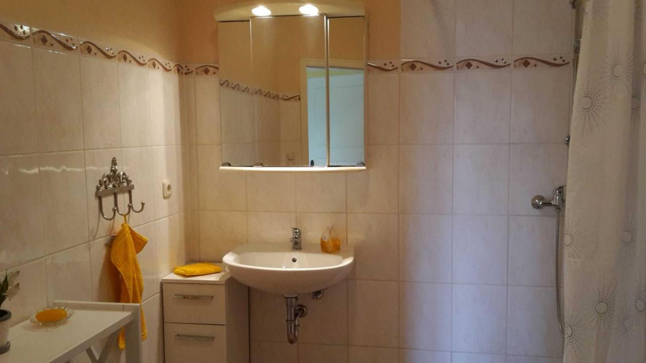 Schoene Ferienwohnung Im Alten Gasthaus In Stoltebuell Extérieur photo